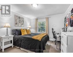 109 FAIRLANE AVENUE - 27