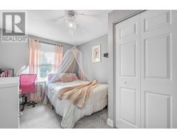 109 FAIRLANE AVENUE - 29