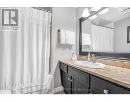 109 FAIRLANE AVENUE - 31