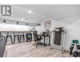 109 FAIRLANE AVENUE - 35