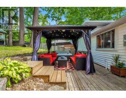 109 FAIRLANE AVENUE - 38