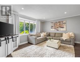 109 FAIRLANE AVENUE - 4