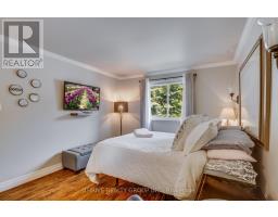 387 REGAL DRIVE - 14