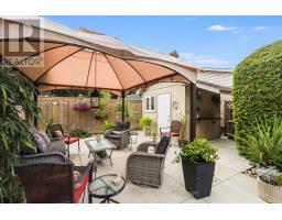 387 REGAL DRIVE - 25
