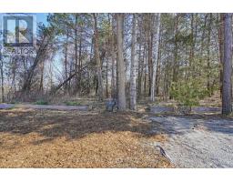 5 HURON VIEW AVENUE E - 12