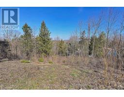 5 HURON VIEW AVENUE E - 13