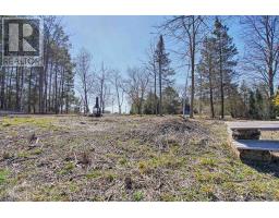 5 HURON VIEW AVENUE E - 16