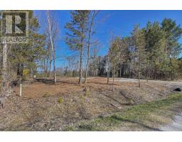 5 HURON VIEW AVENUE E - 9