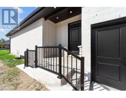420 ERIE STREET - 5