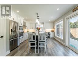 178 PATRICIA AVENUE - 3