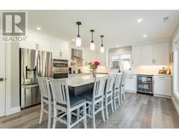 178 PATRICIA AVENUE - 4