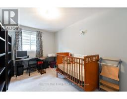 264 SIMPSON CRESCENT E - 18