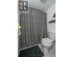 402 - 600 TALBOT STREET - 19