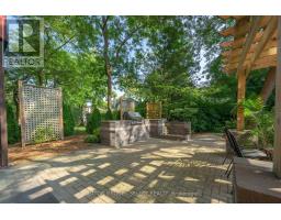 402 - 600 TALBOT STREET - 25