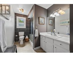 17 CLEAR VALLEY ROAD - 16