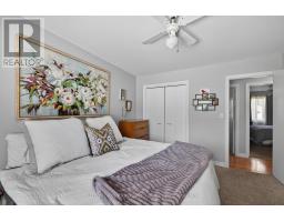 17 CLEAR VALLEY ROAD - 22