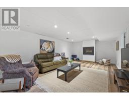 17 CLEAR VALLEY ROAD - 23