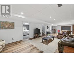 17 CLEAR VALLEY ROAD - 25