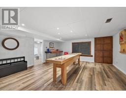 17 CLEAR VALLEY ROAD - 28