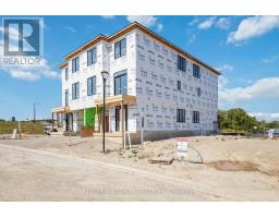 2578 SHEFFIELD BOULEVARD - 12