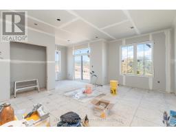 2578 SHEFFIELD BOULEVARD - 13