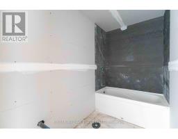 2578 SHEFFIELD BOULEVARD - 24