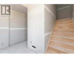 2578 SHEFFIELD BOULEVARD - 34