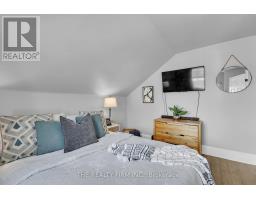 278 UPPER QUEEN AVENUE - 23