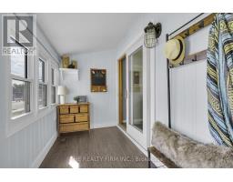 278 UPPER QUEEN AVENUE - 5