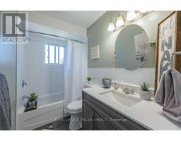 17 VANBUSKIRK DRIVE - 20