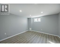 17 VANBUSKIRK DRIVE - 25