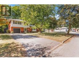 1 MCLEOD CRESCENT - 3
