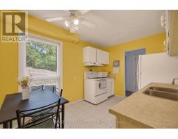 35 - 135 ANDOVER DRIVE - 10