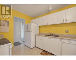 35 - 135 ANDOVER DRIVE - 11