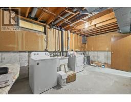 35 - 135 ANDOVER DRIVE - 21