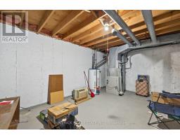 35 - 135 ANDOVER DRIVE - 23
