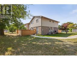 35 - 135 ANDOVER DRIVE - 26