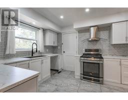 75 TWEED CRESCENT - 15
