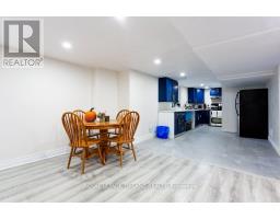 75 TWEED CRESCENT - 36