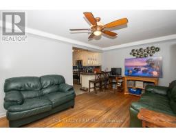 1948 DULUTH CRESCENT - 6