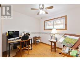 584 KNIGHTS HILL ROAD N - 17