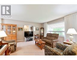 584 KNIGHTS HILL ROAD N - 8