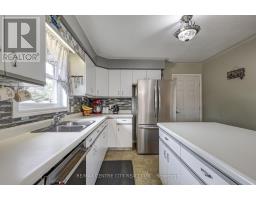 8109 SANDYTOWN ROAD - 11