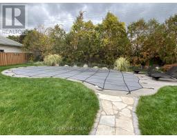 77 SOUTHVIEW CRESCENT - 27