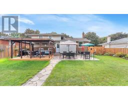 77 SOUTHVIEW CRESCENT - 31