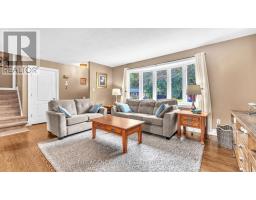 77 SOUTHVIEW CRESCENT - 9
