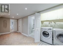 931 WATERLOO STREET - 32