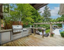 931 WATERLOO STREET - 35