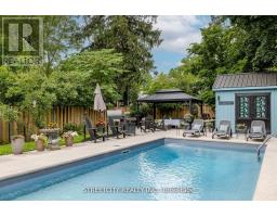 931 WATERLOO STREET - 45