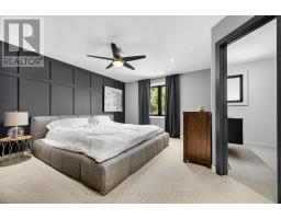 688 CLEARWATER CRESCENT - 21